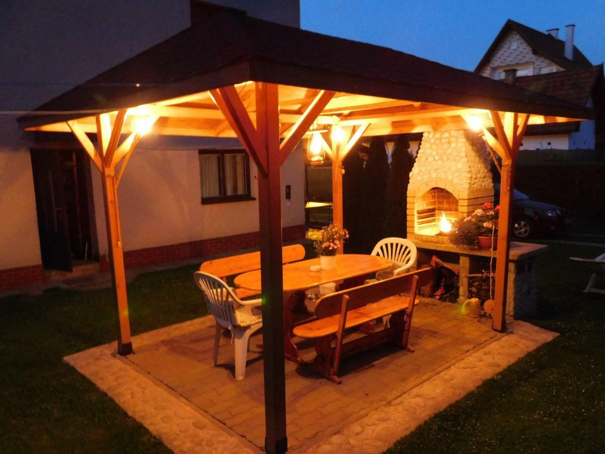 Pod Dubom Appartement Liptovský Mikuláš Buitenkant foto